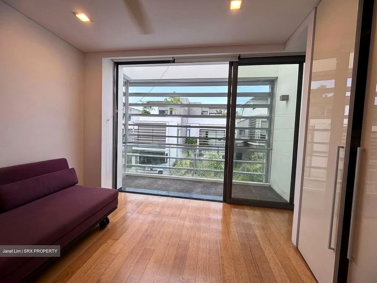 Illoura (D10), Terrace #595183541